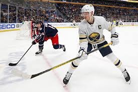 米西奇：布克的领导力其实很扎实但处于KD的阴影下 比尔非常职业